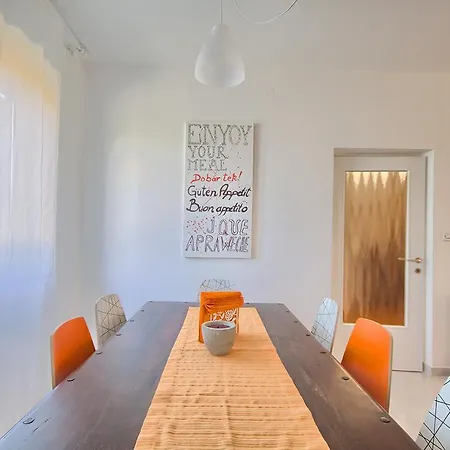 Wonderful Valbandon With Private Pool And Sauna Near The And Briuni Islands Fažana